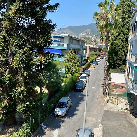 Corso Inglesi Relax, Sea View, Comfort Appartement *