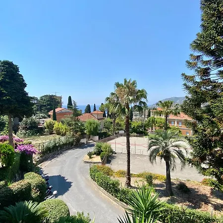 Corso Inglesi Relax, Sea View, Comfort Sanremo